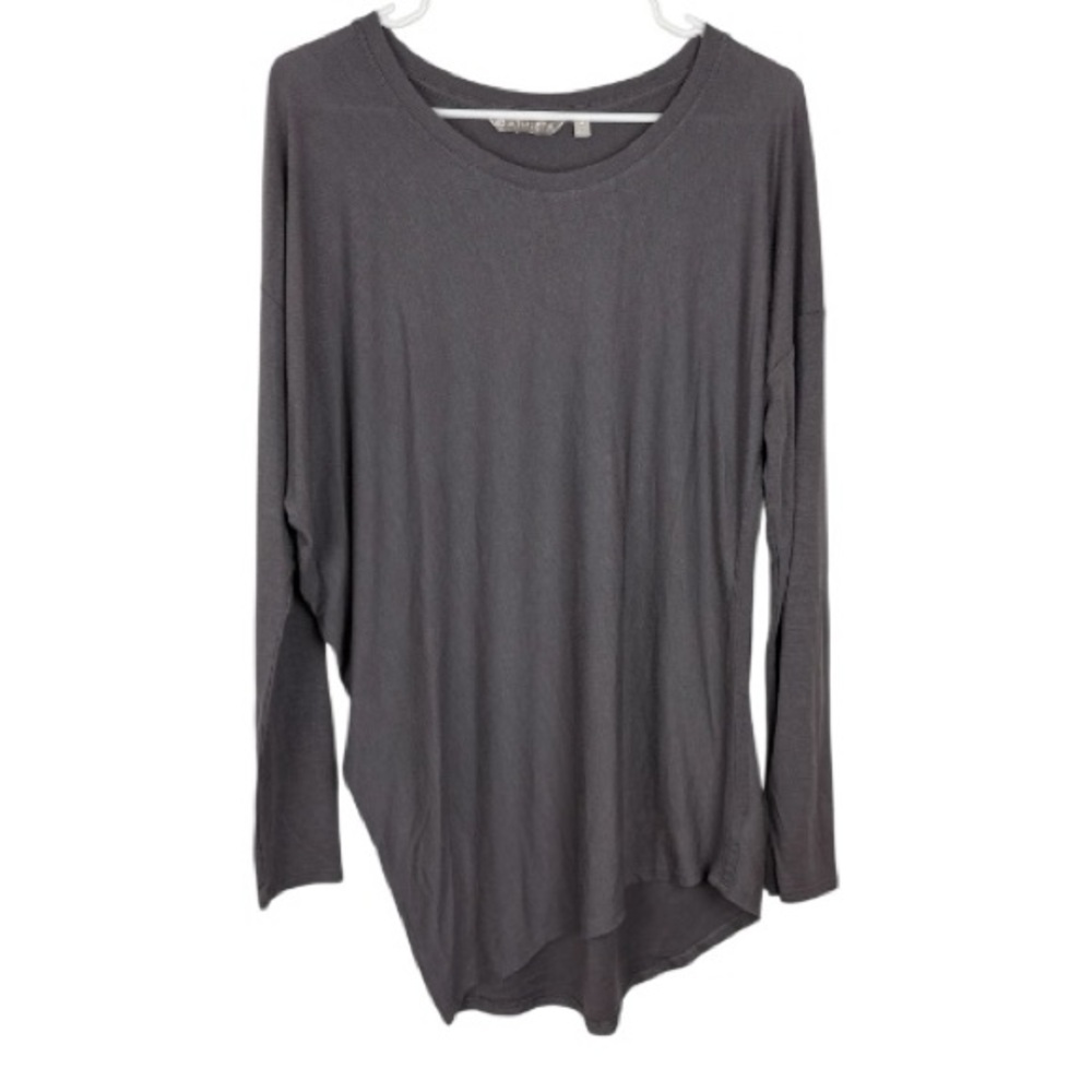 Athleta Women's Long Sleeve Asymmetric Hem Tee - Gray size small some flaws